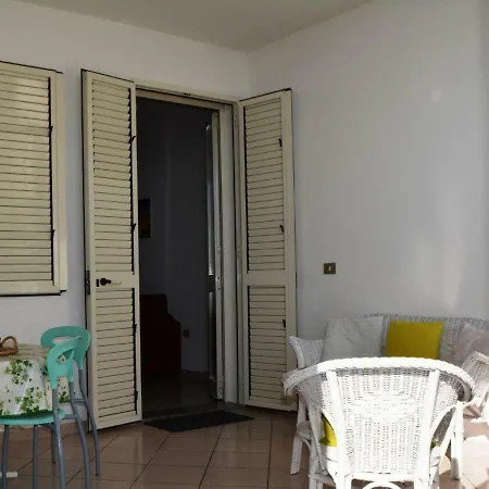 Apartment Locazione Turistica Casa Del Mare *
